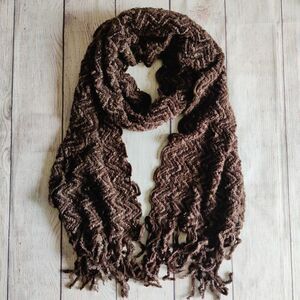 Made in Italy Filatess chevron fringed long scarf